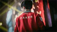 LOL：C9战队粉丝向Faker祷告“祈求能进行世界赛史上最棒的菜鸡互啄”