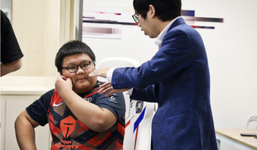 TES晴天将继续首发，预言家有望重回赛场