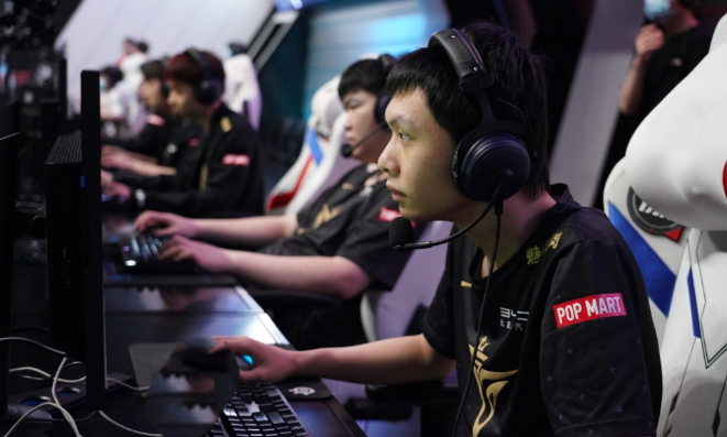 太惨，V5以16连败结束夏季赛之旅