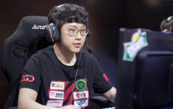 Imp直播中回忆S5赛季，遭受粉丝争议