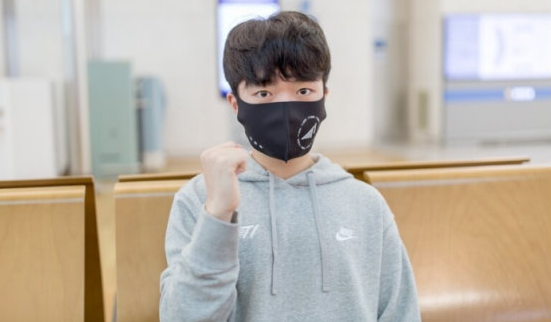 Keria表示LPL赛区最强下路双人组是EDG战队