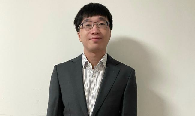 Tabe教练女友高调秀恩爱，晒与Tabe结婚照