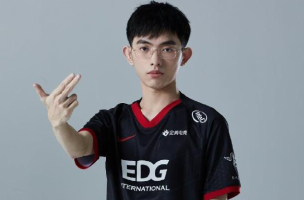 杰斯风评爆炸，粉丝涌进圣枪哥微博，反对选杰斯