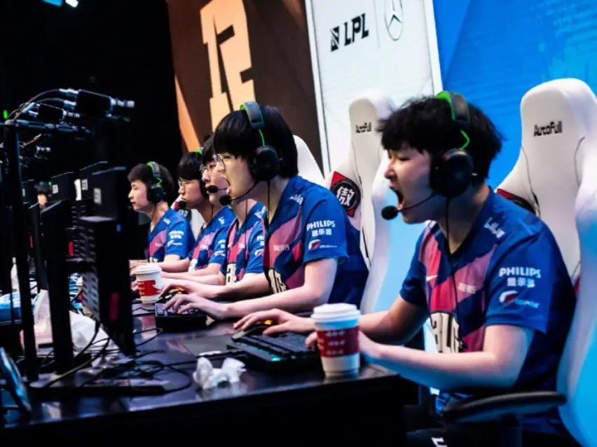 BLG战队！RNG迈不过的一道神坎！