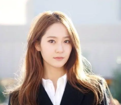 英雄联盟职业电竞选手的职业病：Krystal曾经深受困扰