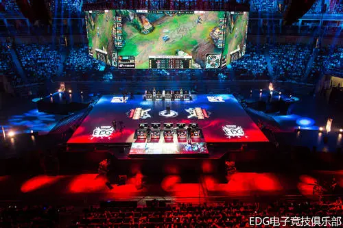 LPL夏季赛：WE对战LNG  LNG能否摆脱困境？