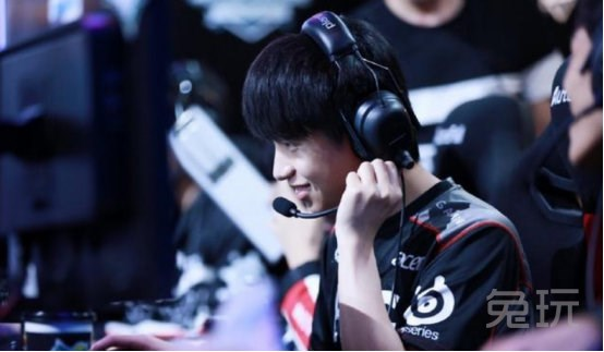 英雄联盟：大师局现24杀！厂长要回归的节奏？！