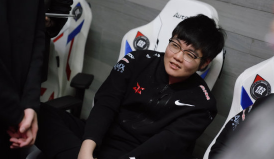 K皇直播锐评此前369酒桶：E闪R永远是空的