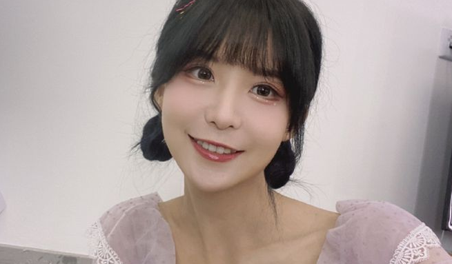 JKL未得到MVP，TES粉丝责怪瞳夕的MVP投票