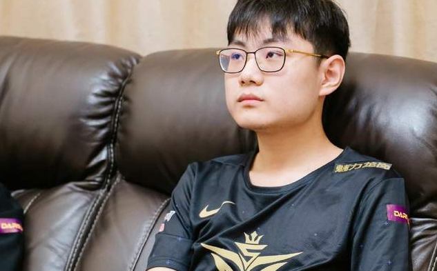 Rookie回归一队，Dream返回二队参加LDL比赛