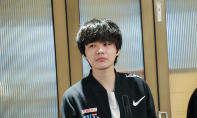 Bin力压LGD两名上单选手，新人Can与Shad0w发挥不错