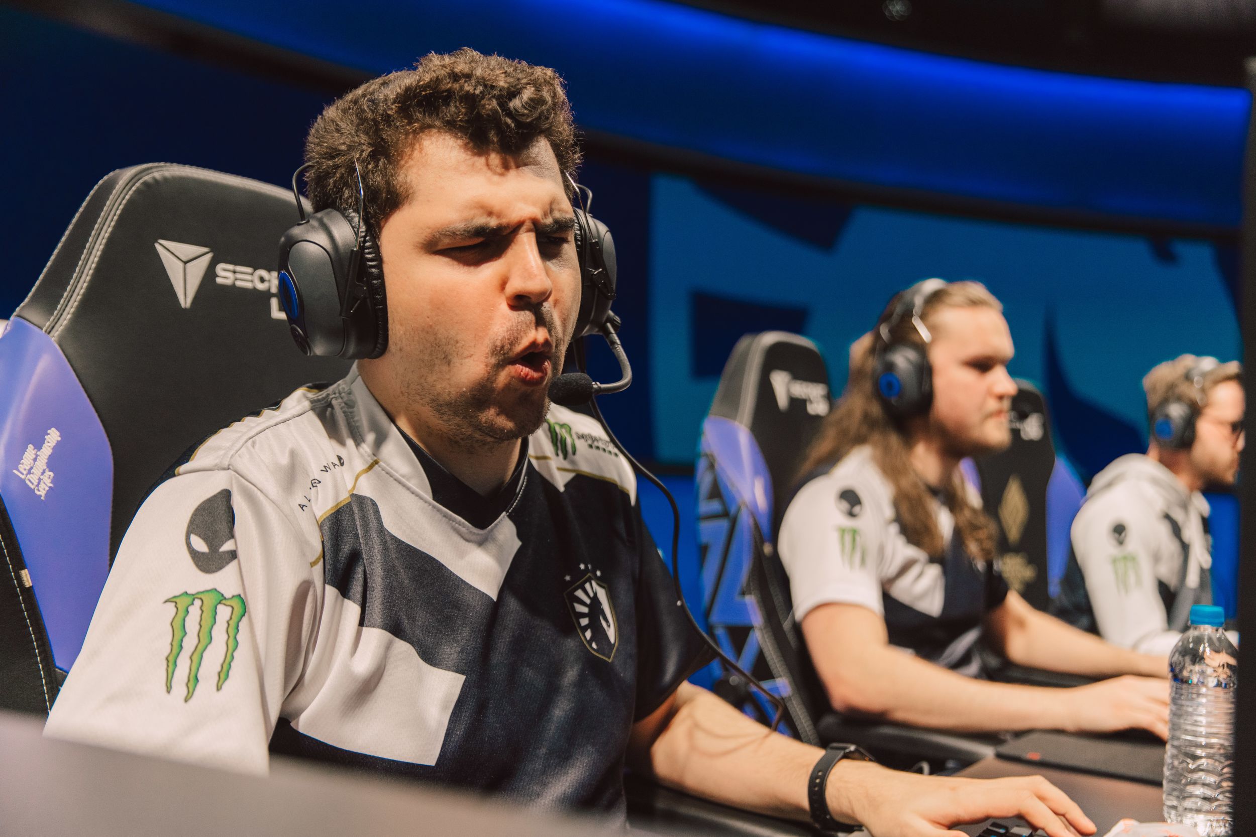 Bwipo说今年LCS的队伍在总决赛的表现依旧难有大的突破