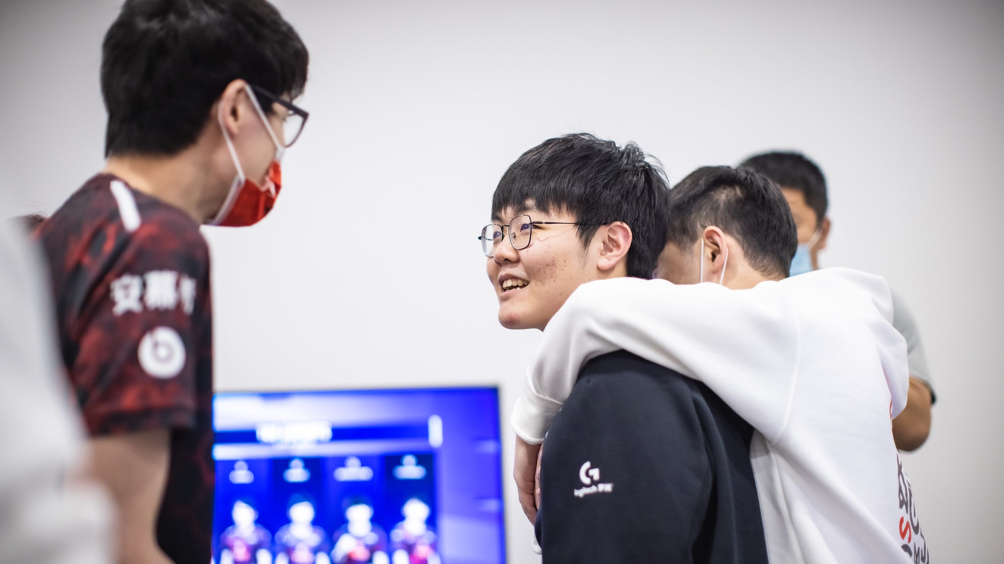 369开玩笑地说T1赢得春季赛冠军他有一半功劳