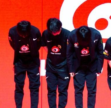 知情人爆料：WBG出钱给BLG解约刘青松！