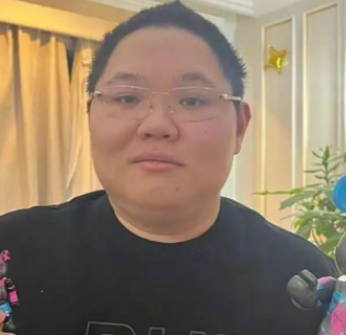 “全华班没前途，UZI难以复制”，Joker锐评S12