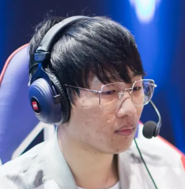 宁王回归，UZI坐稳主力，休赛期转会消息汇总