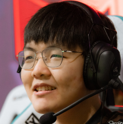 恭喜369！被外媒评为S12最强上单！