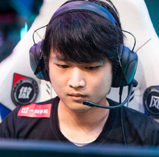 韩网热议TT击败TES：JKL最近每场都在送！