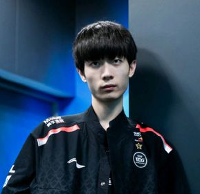 EDG落败，leave被粉丝线下警告：别送了！