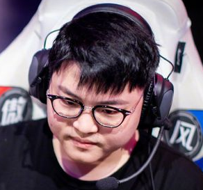 LPL十大选手结果出炉：Uzi第1，厂长第2