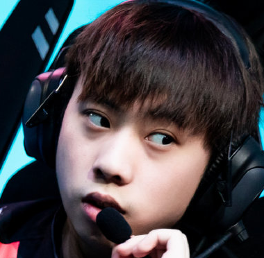 TheShy签名照一张卖5k？阿乐听完当场震惊，太夸张了！