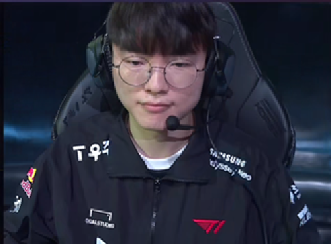 Deft先拔头筹S13季前启航赛：Cuzz大树Q闪抢龙奠定胜局，Team