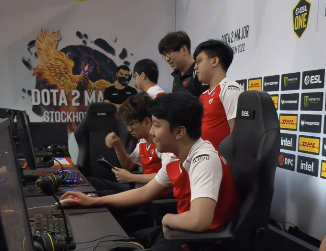 斯德哥尔摩Major小组赛：T1轻松2-0碾压OG