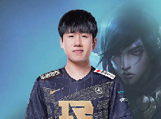 3-1战胜TES挺进春决GALA厄斐琉斯直面强敌绝境输出，RNG