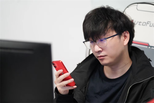广州TTG连夜更换主教练Kear再次临危受命