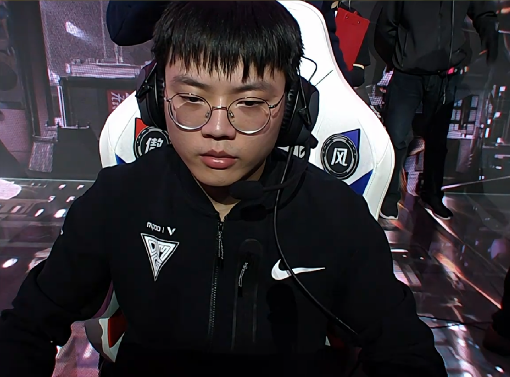20212021德玛西亚杯：WBG四主力阵容娴熟配合轻取OMG
