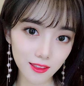 小钰公开道歉！因闺蜜调侃“Rookie何德何能找到小钰”