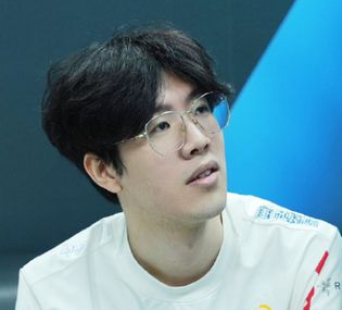 WBG败给LNG，官博炸了！粉丝怒斥：什么烂BP