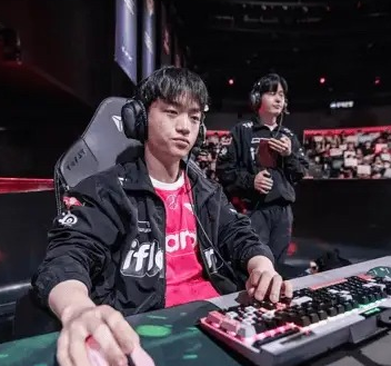 LNG首次闯进夏季总决赛虎娘日报：联盟官宣S13世界赛赛程