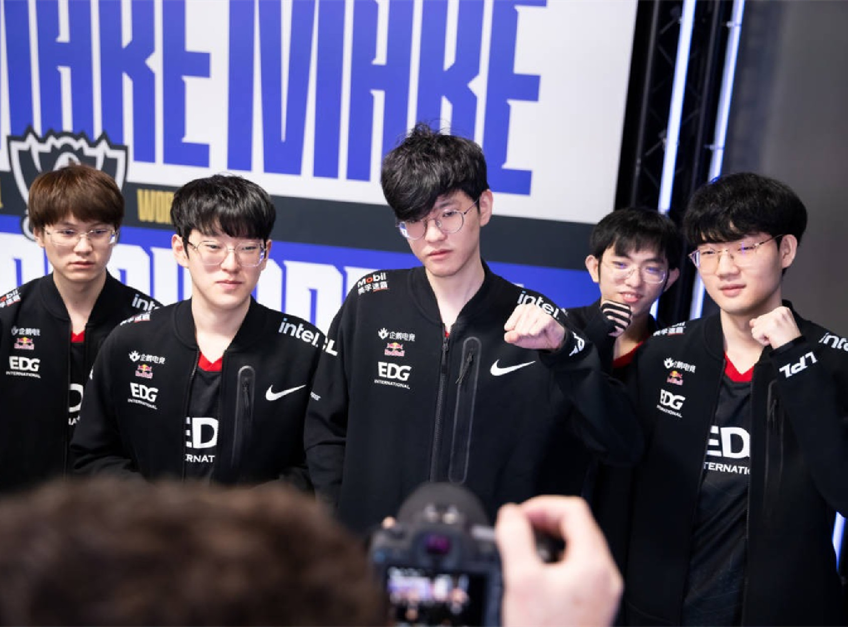 从“三太子”到世界冠军：EDG.Jiejie的成长之路