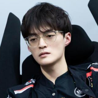 EDG管理层明确表态，下赛季野辅将为核心