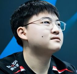 Faker你有本事别失误！Uzi排位8连败破防