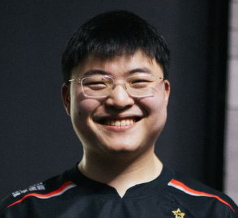Uzi采访：未来考虑当LPL教练或分析师！