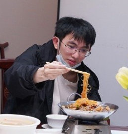 虎娘日报：云顶之弈银河战争即将回归Viper隔空祝福圣枪哥