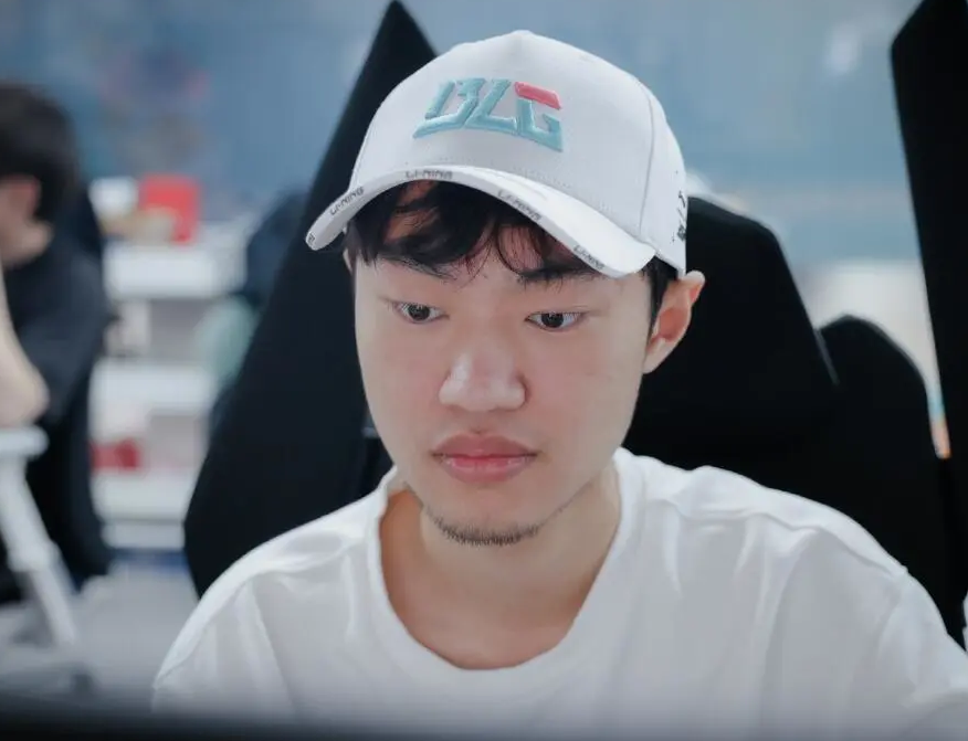 LCL首日：江西农大与汉口学院夺冠