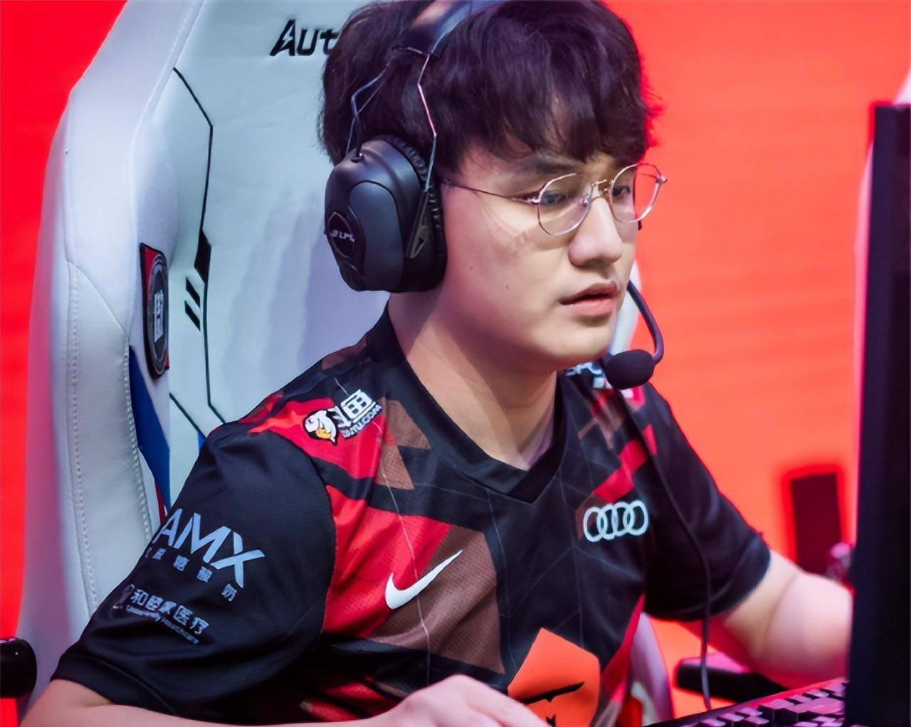 河师大张力凡夺得LCL手游SOLO赛道冠军