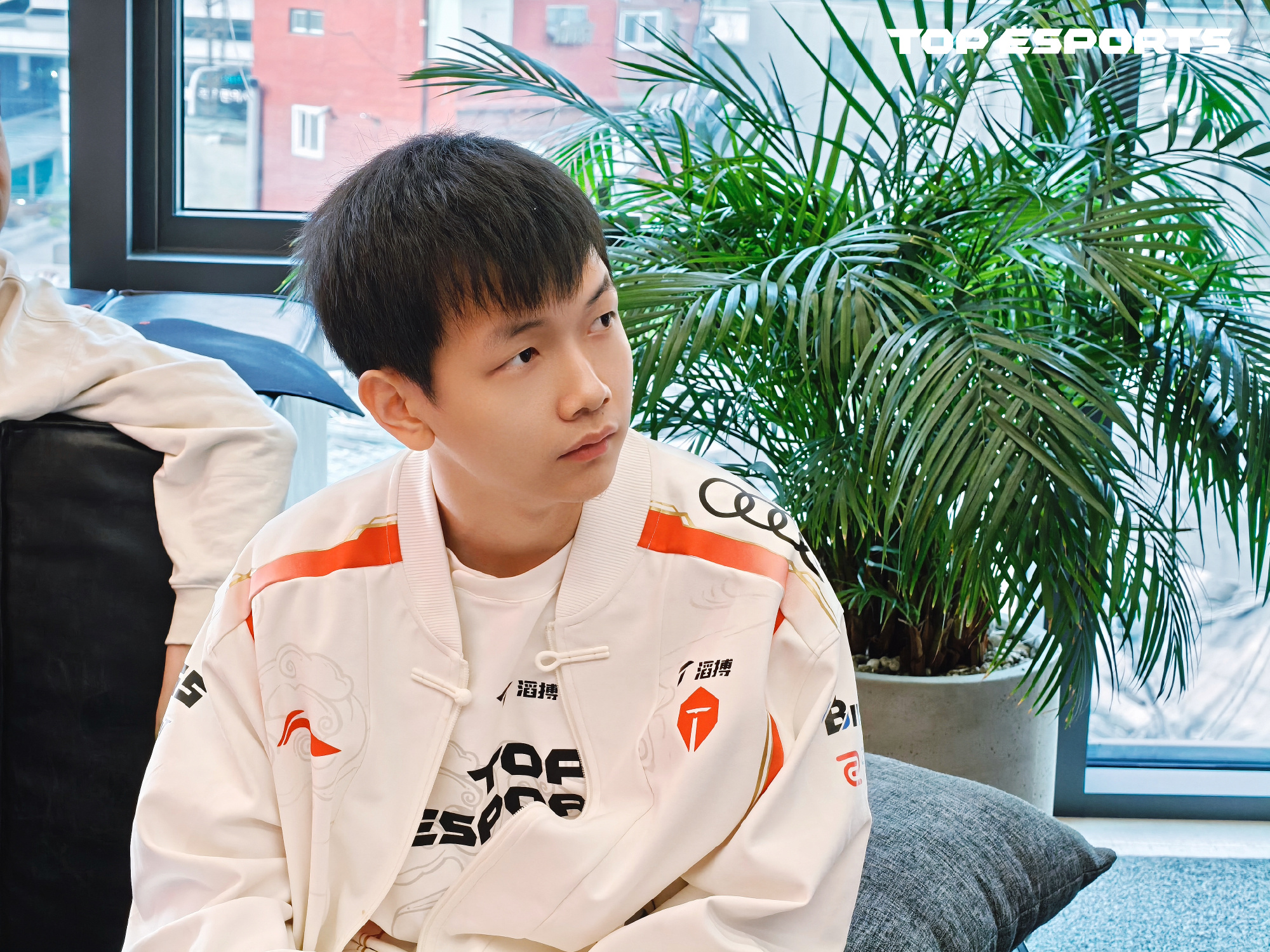 虎娘日报：云顶之弈新赛季预告即将来袭KC展现底蕴力压TES