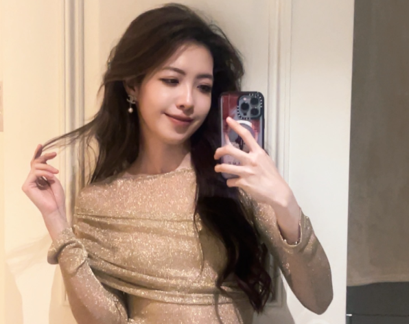 LPL女主持希然跨界参加《歌手》，或搭档国际歌星