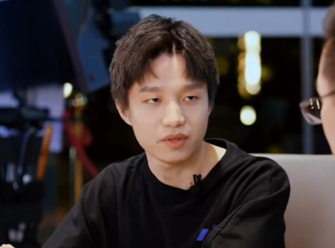 虎娘日报：外网曝出UZI名人堂皮肤内容BLG碾压TES零封取胜