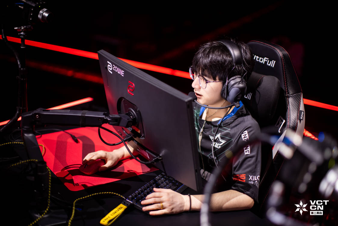 2-1击败AGhappywei火力全开三杀不断，XLG